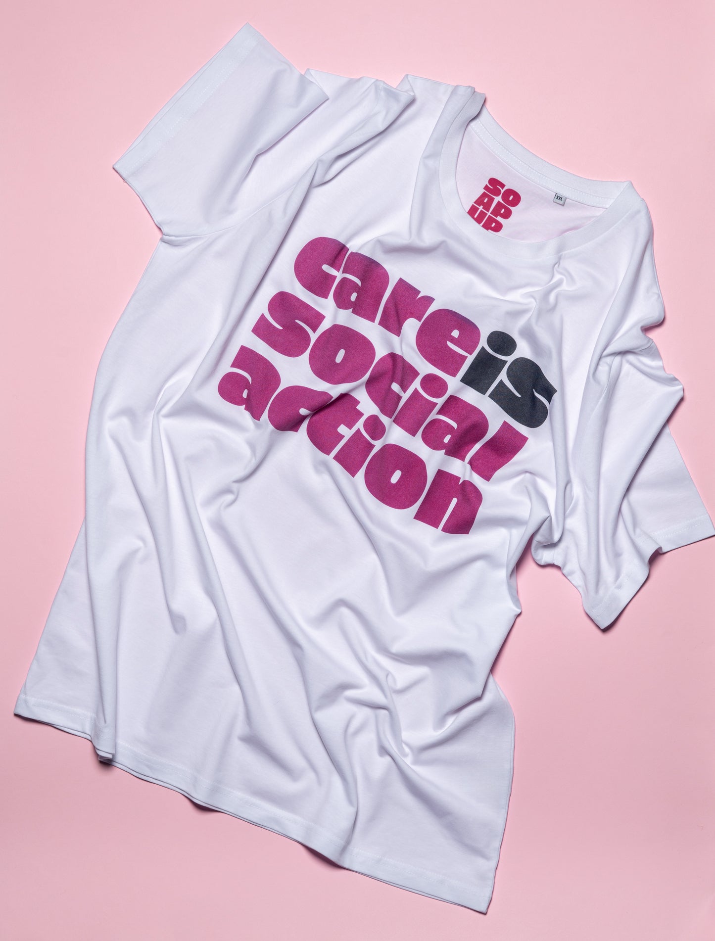 CARE IS SOCIAL ACTION – Oversize T-Shirt