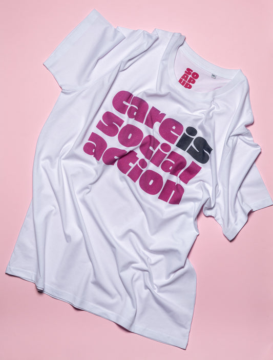 CARE IS SOCIAL ACTION – Oversize T-Shirt